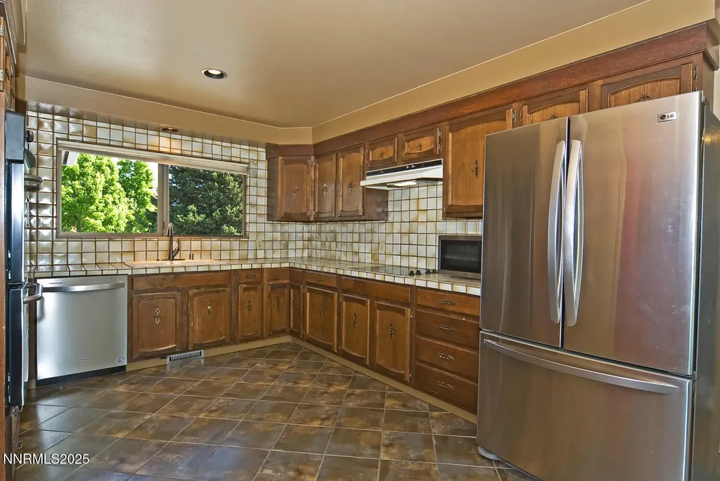 395 Fricke Gardnerville NV 89460
