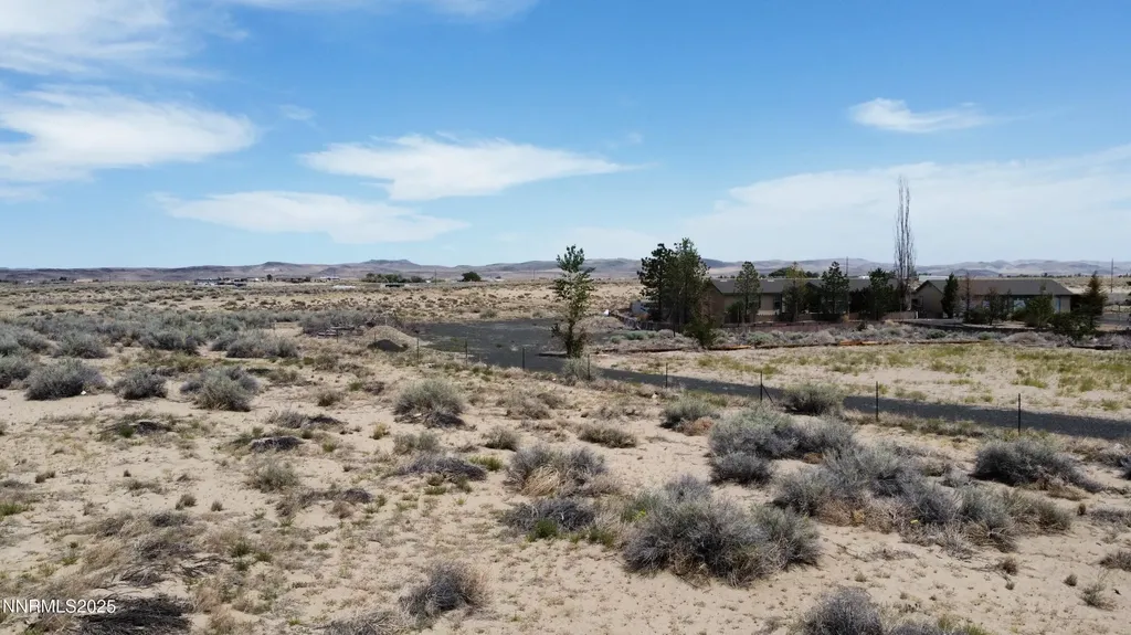 3290 7th Silver Springs NV 89429