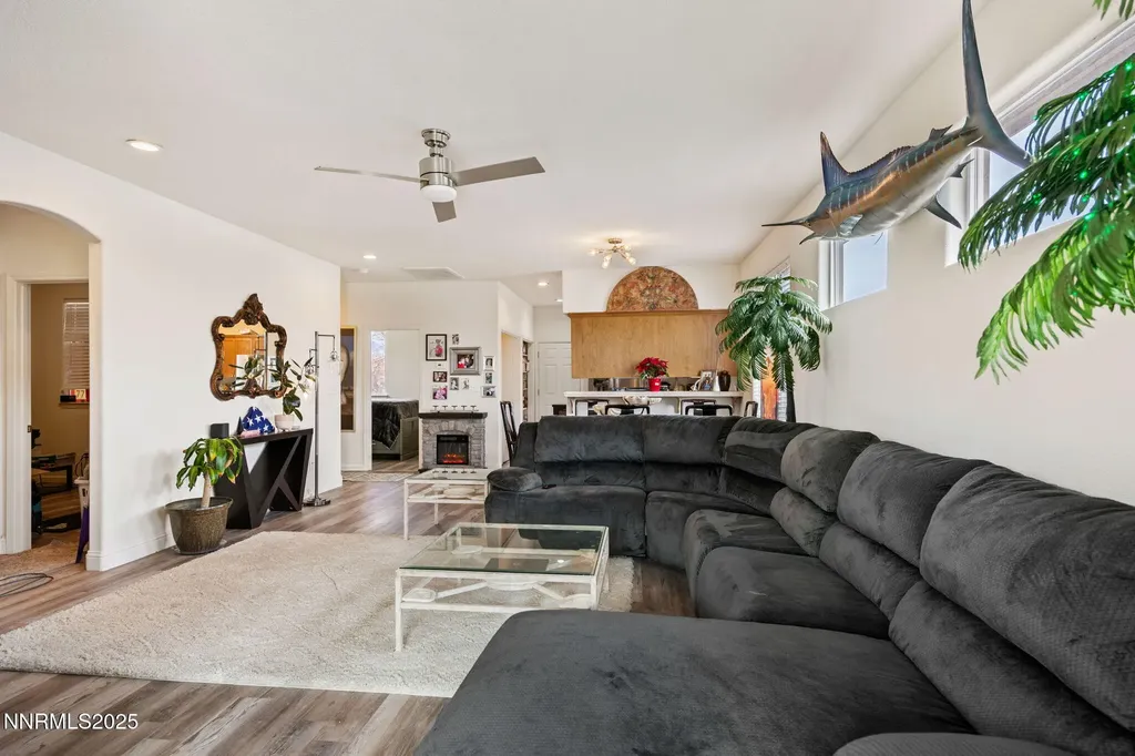 240 Cruden Bay Dayton NV 89403
