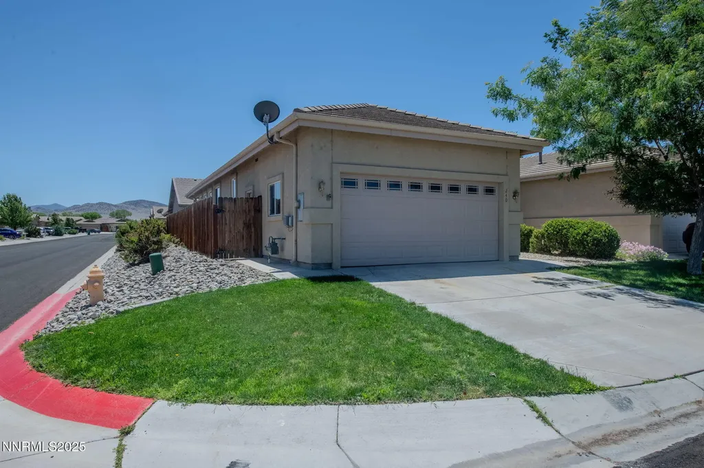 240 Cruden Bay Dayton NV 89403