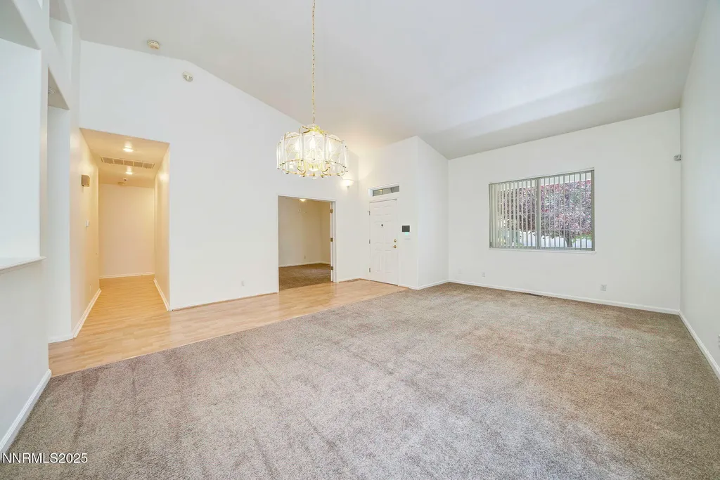 3069 Creekwood Reno NV 89502