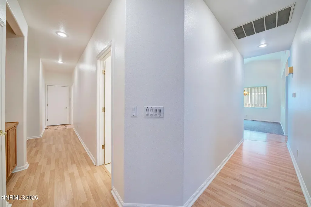 3069 Creekwood Reno NV 89502