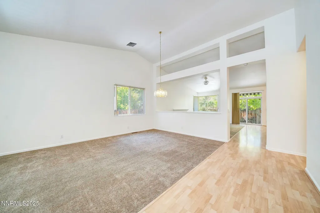 3069 Creekwood Reno NV 89502