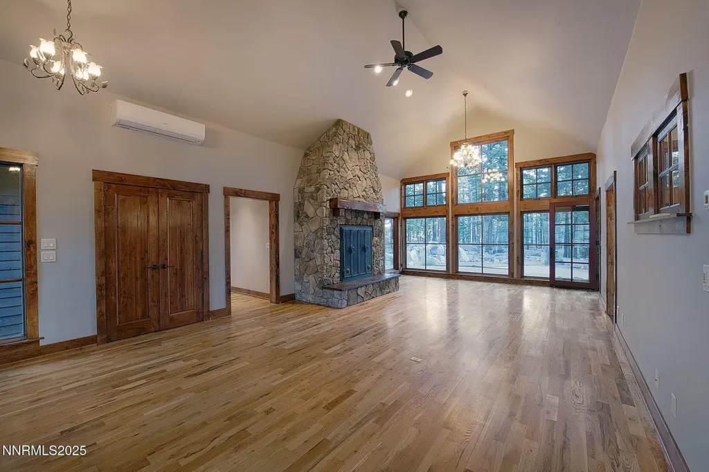 16555 Evergreen Hills Reno NV 89511