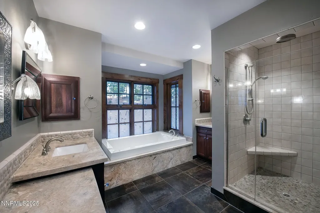 16555 Evergreen Hills Reno NV 89511