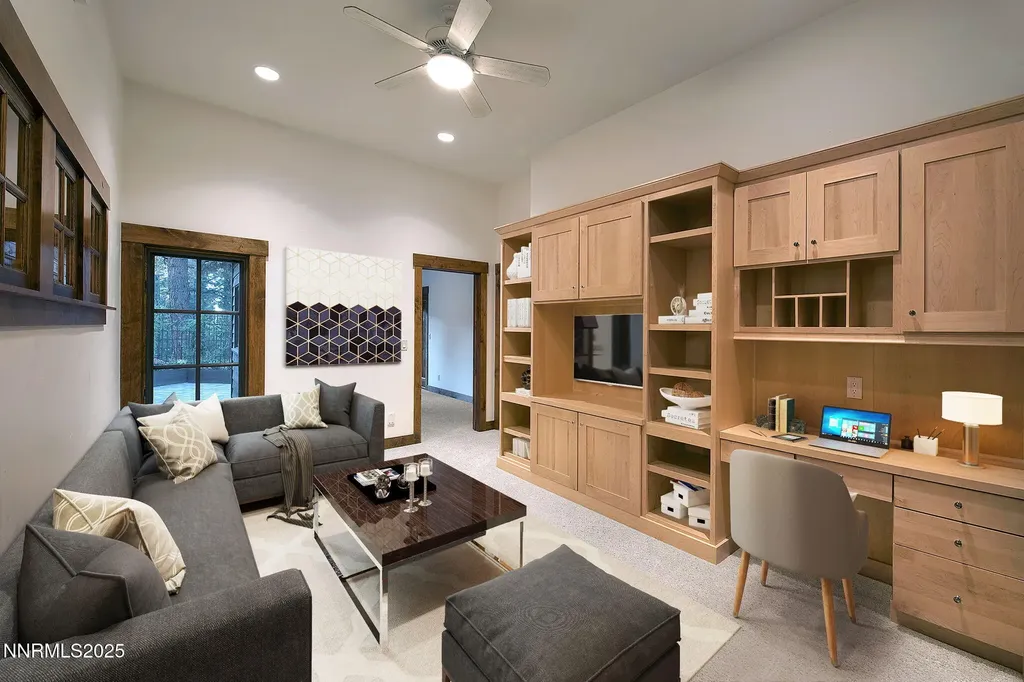 16555 Evergreen Hills Reno NV 89511