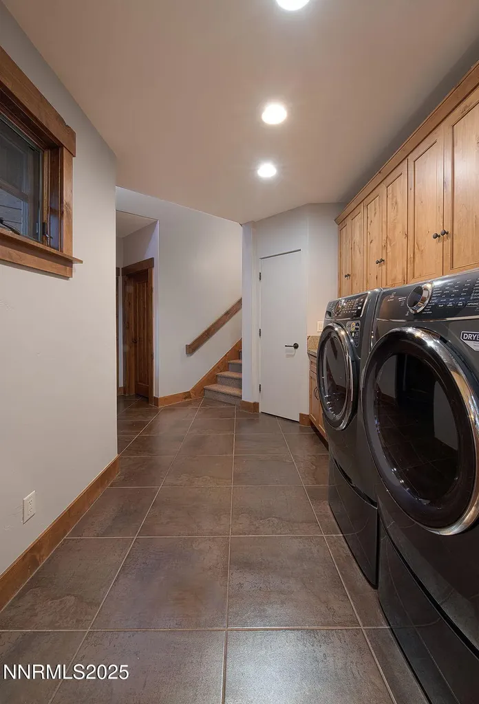 16555 Evergreen Hills Reno NV 89511