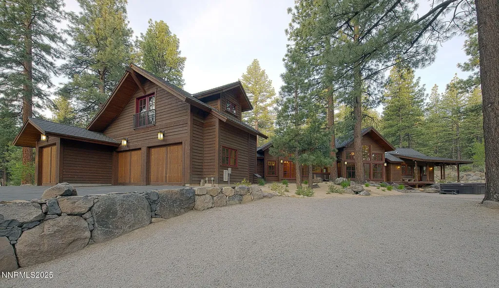 16555 Evergreen Hills Reno NV 89511