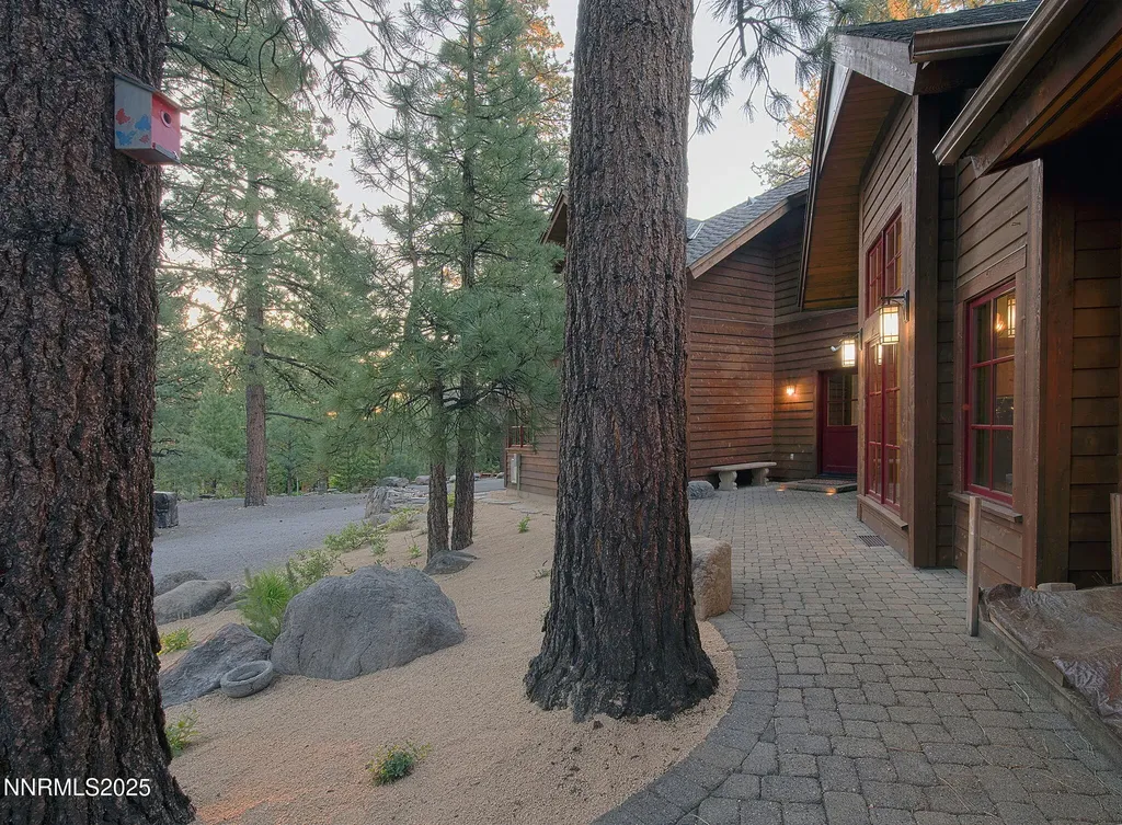 16555 Evergreen Hills Reno NV 89511