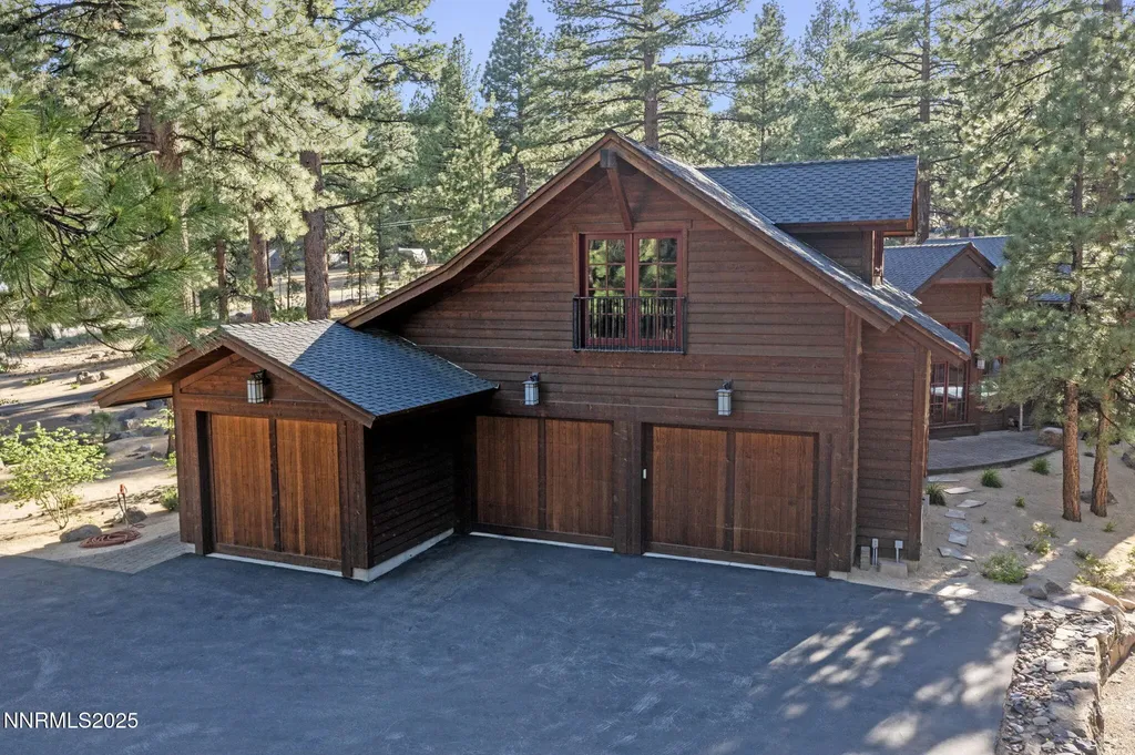 16555 Evergreen Hills Reno NV 89511