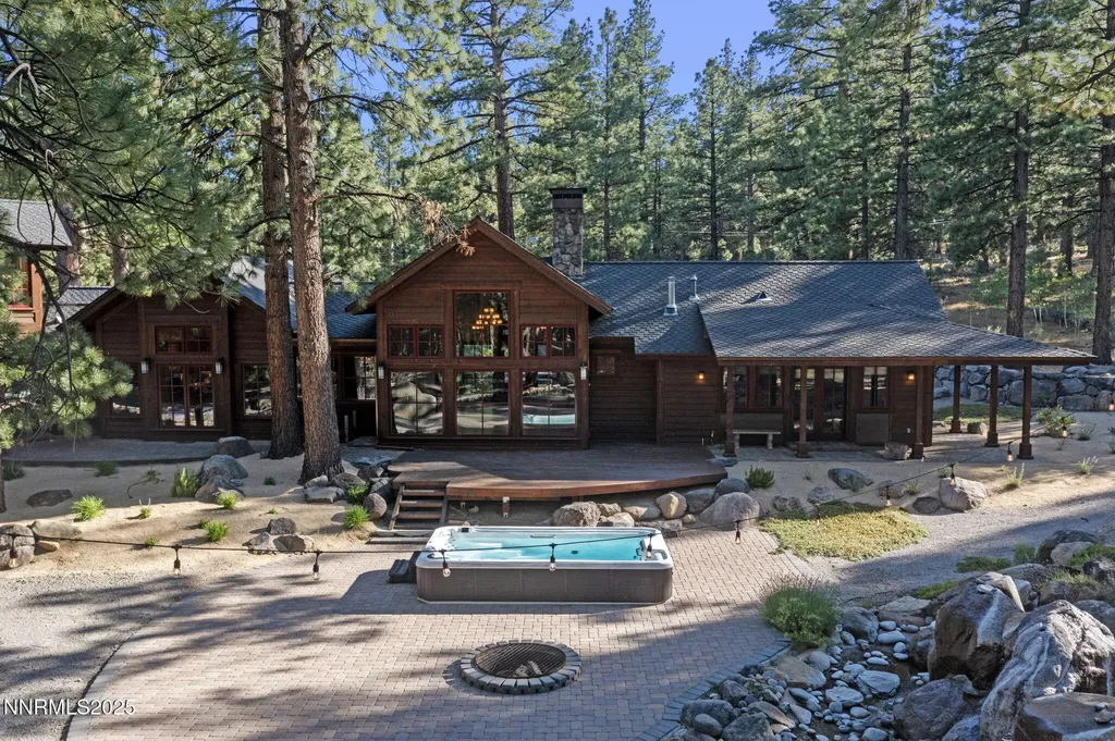16555 Evergreen Hills Reno NV 89511