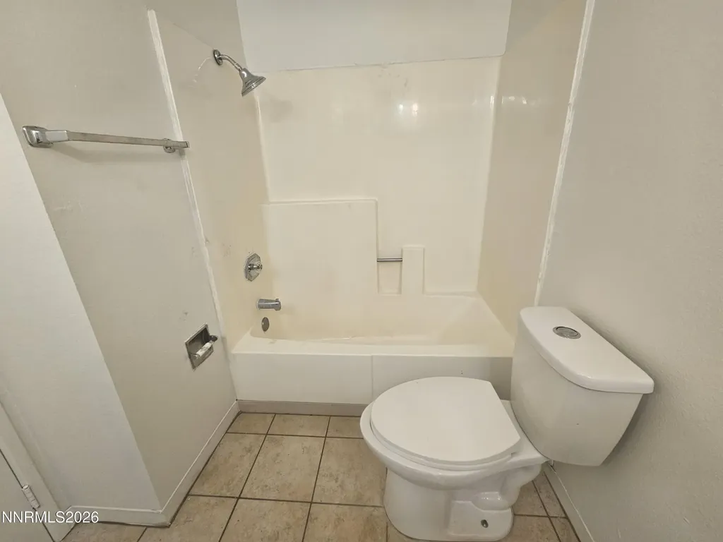 863 Nutmeg Reno NV 89502