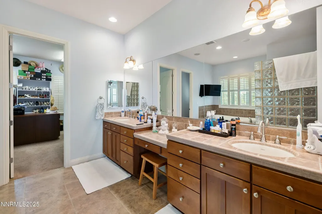 3639 Silver Vista Reno NV 89511