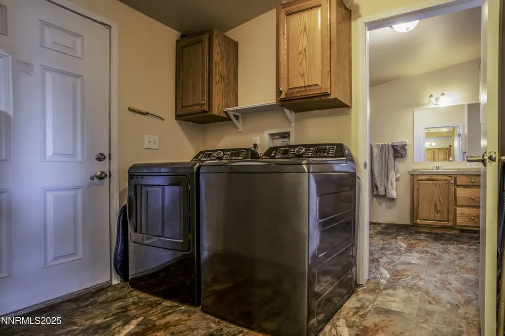 6265 Sandi Winnemucca NV 89445