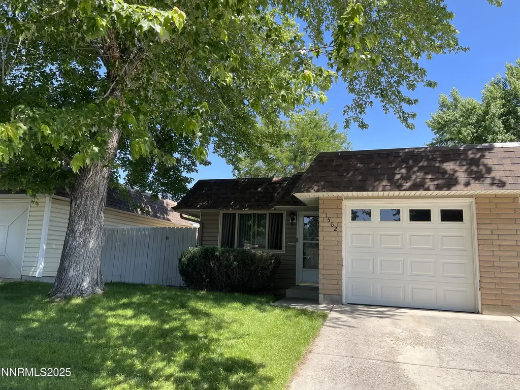 1562 Gault Sparks NV 89431