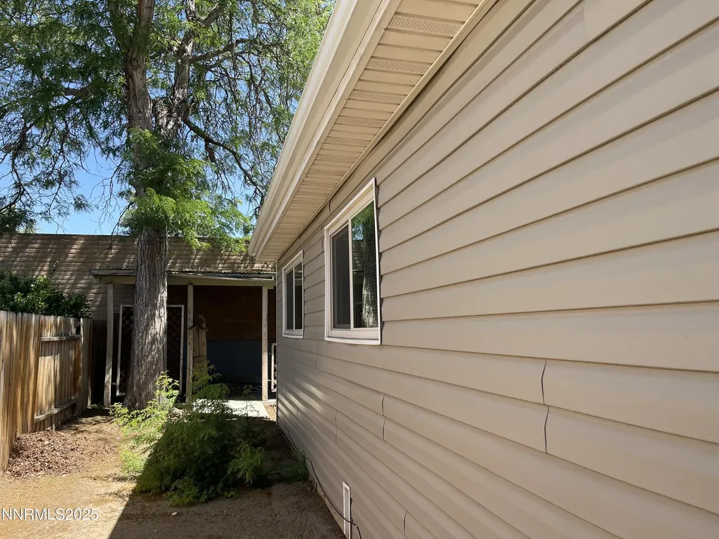 1562 Gault Sparks NV 89431