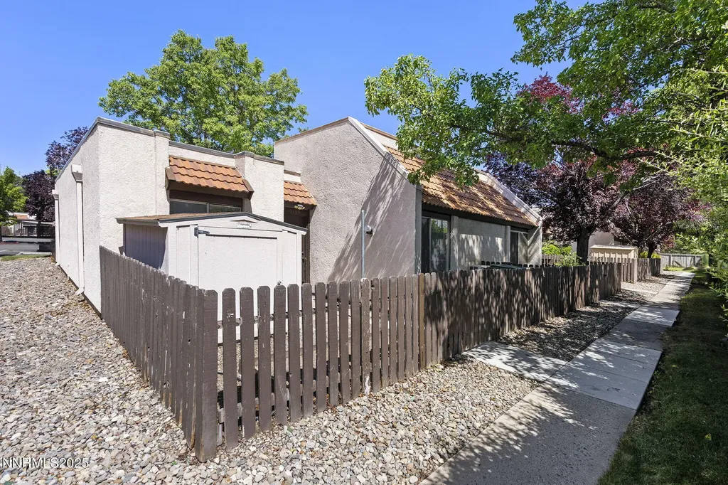 1055 Baywood Sparks NV 89434