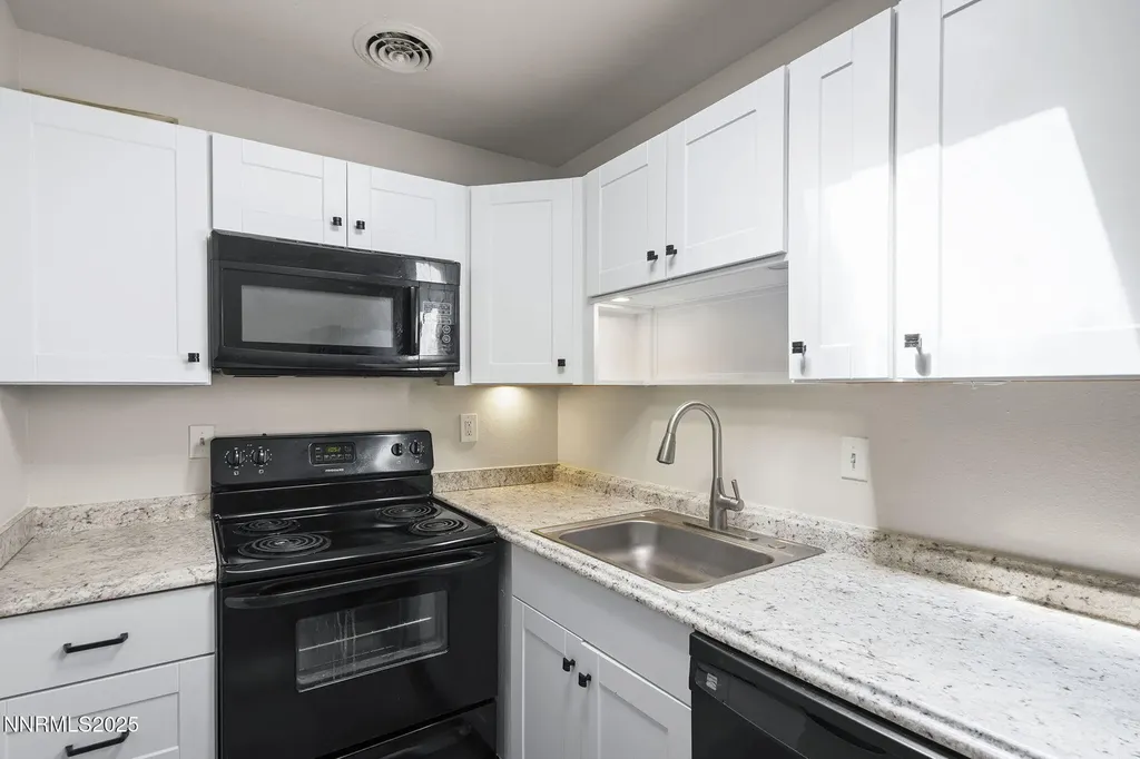 1055 Baywood Sparks NV 89434