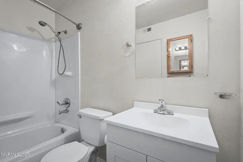 1055 Baywood Sparks NV 89434