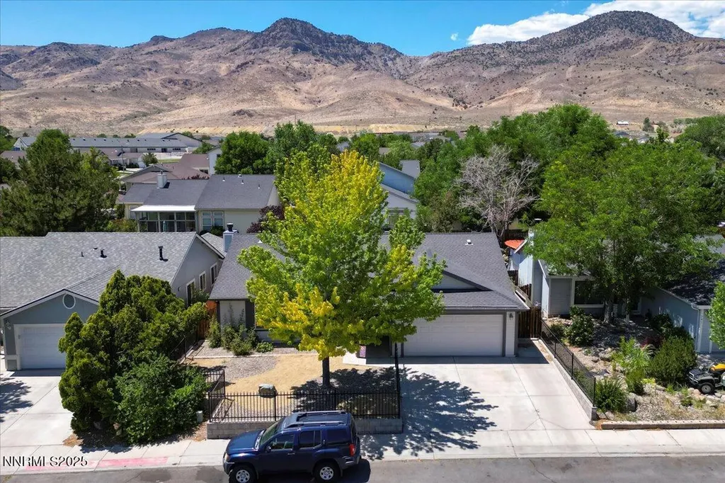 539 Rawe Peak Dayton NV 89403