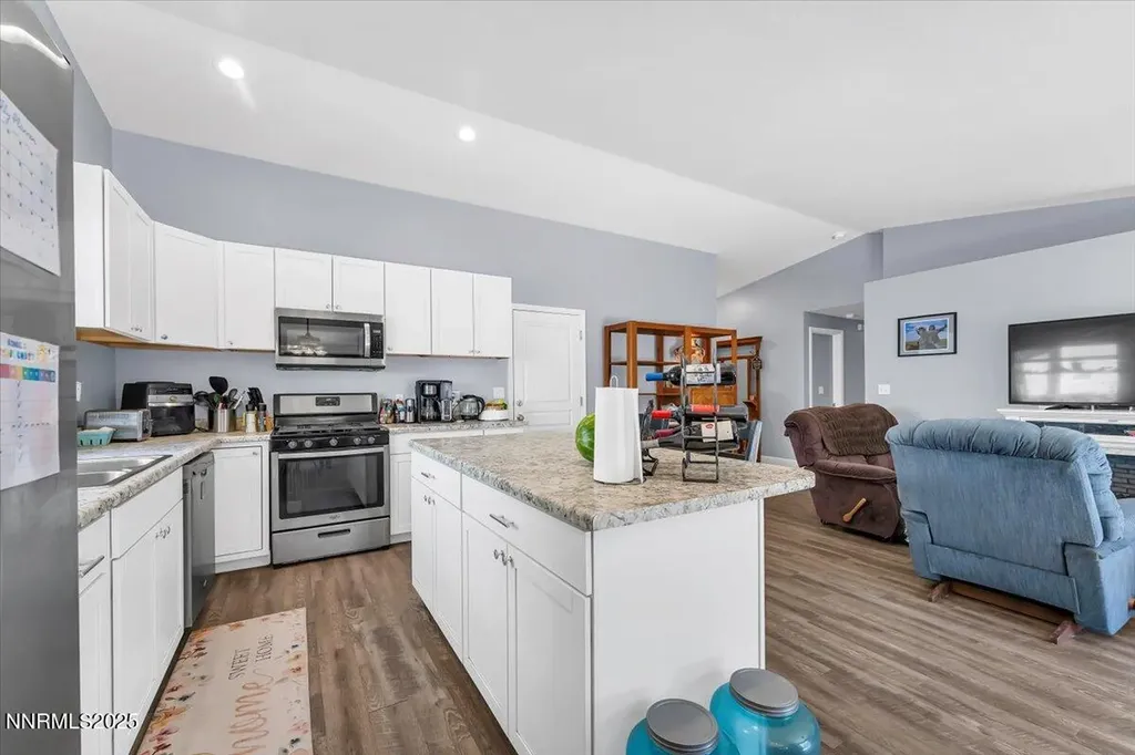 539 Rawe Peak Dayton NV 89403