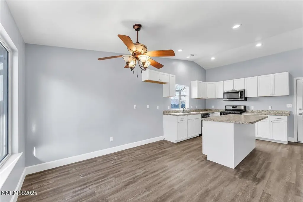 539 Rawe Peak Dayton NV 89403