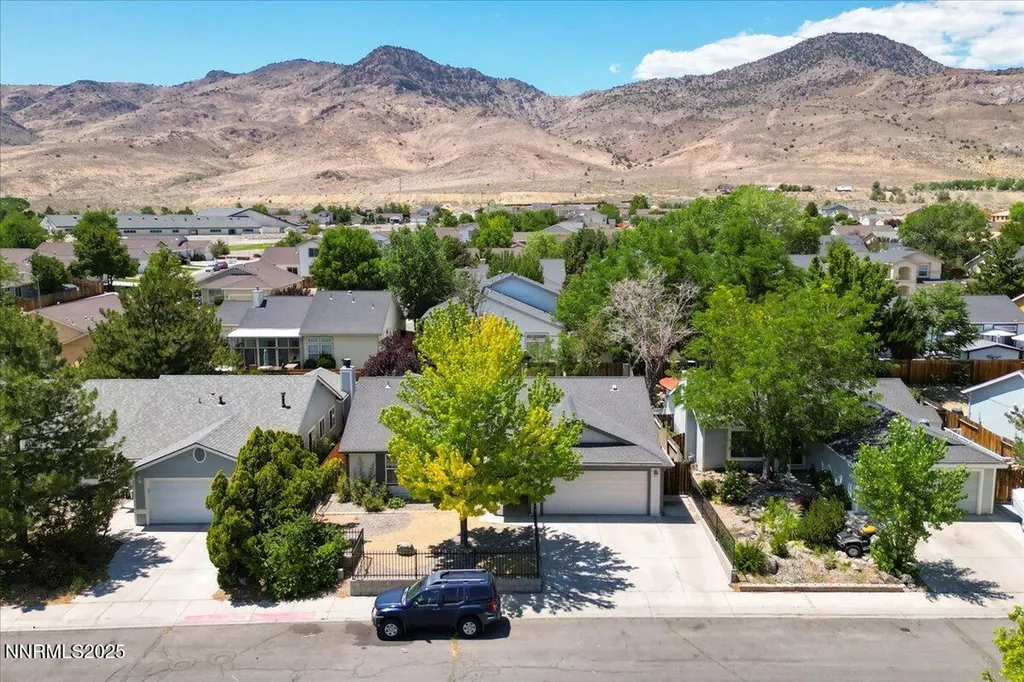 539 Rawe Peak Dayton NV 89403