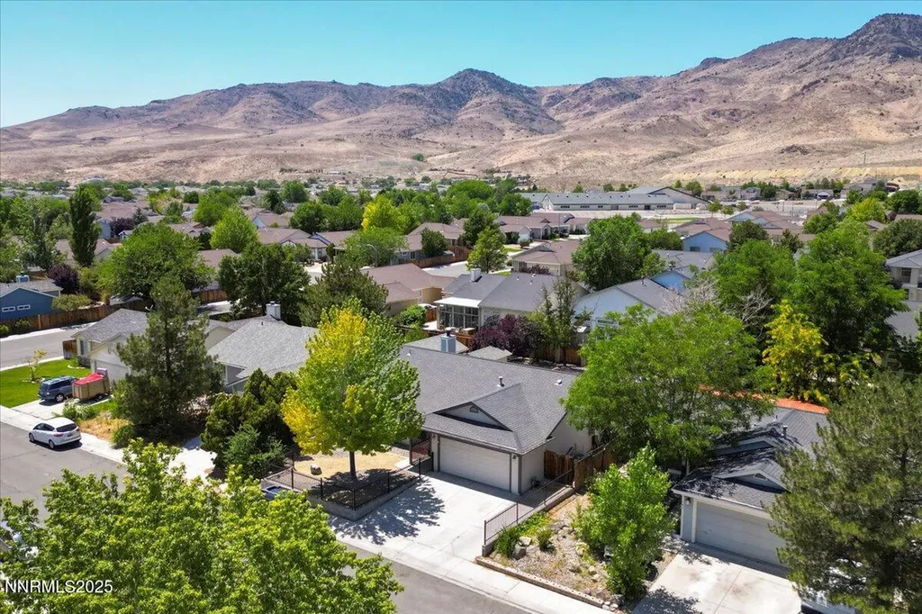 539 Rawe Peak Dayton NV 89403