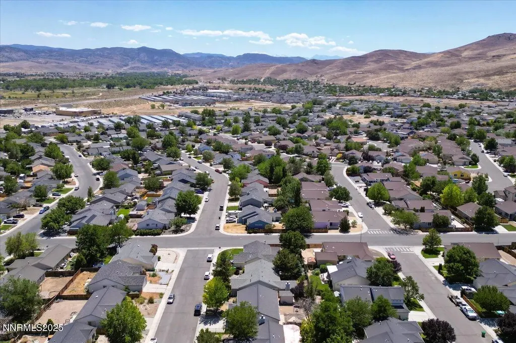 539 Rawe Peak Dayton NV 89403