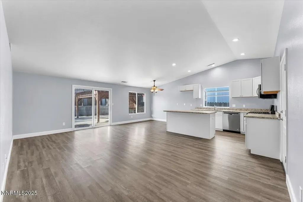 539 Rawe Peak Dayton NV 89403