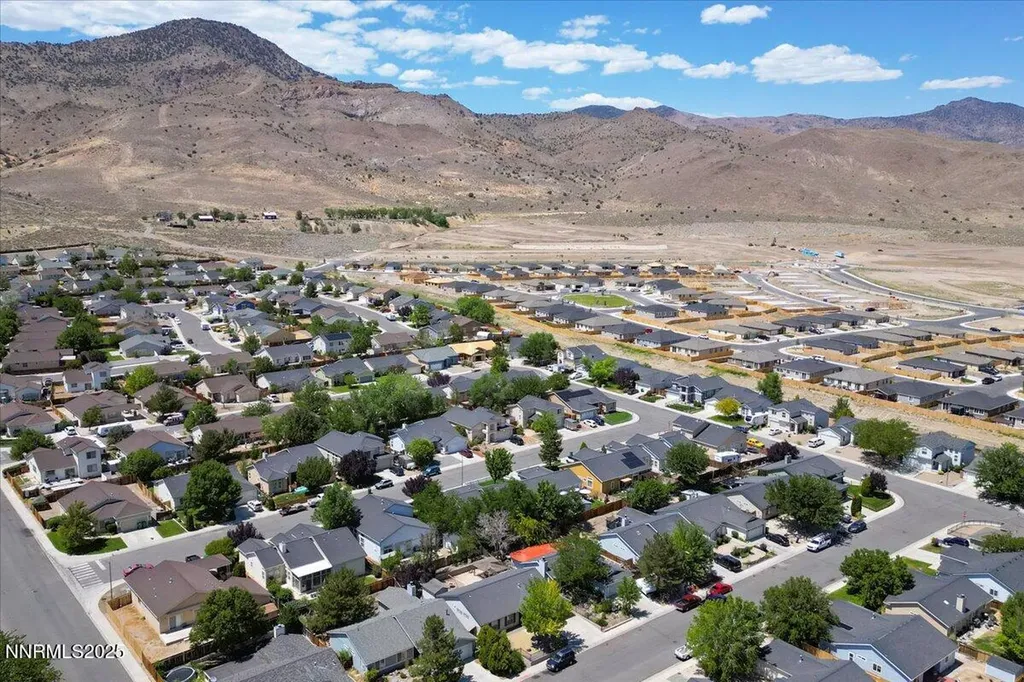 539 Rawe Peak Dayton NV 89403