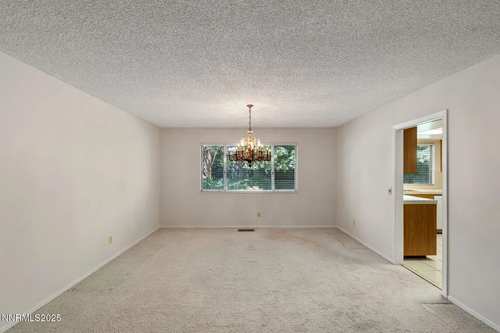 4899 Cool Springs Reno NV 89509