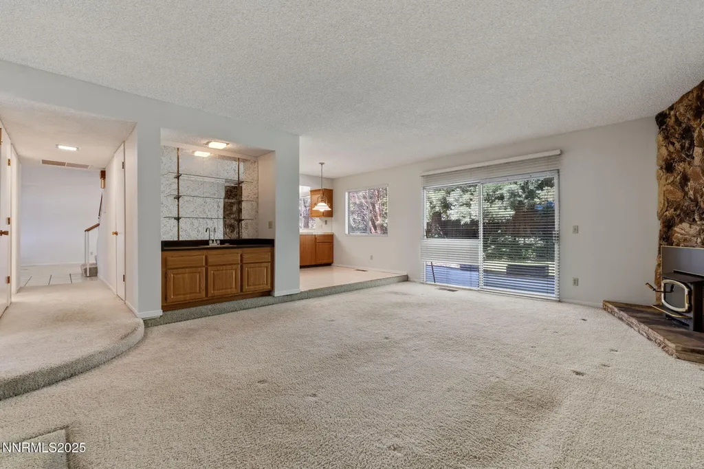 4899 Cool Springs Reno NV 89509
