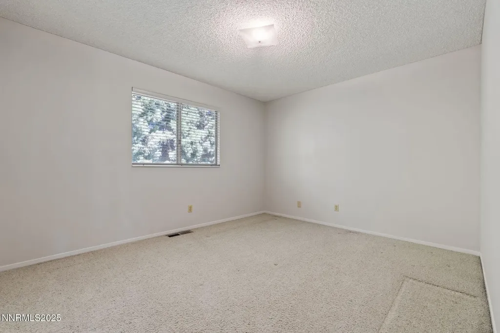 4899 Cool Springs Reno NV 89509