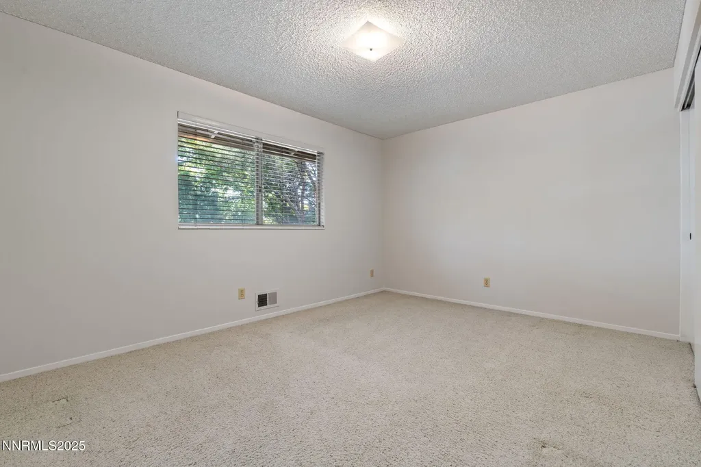 4899 Cool Springs Reno NV 89509
