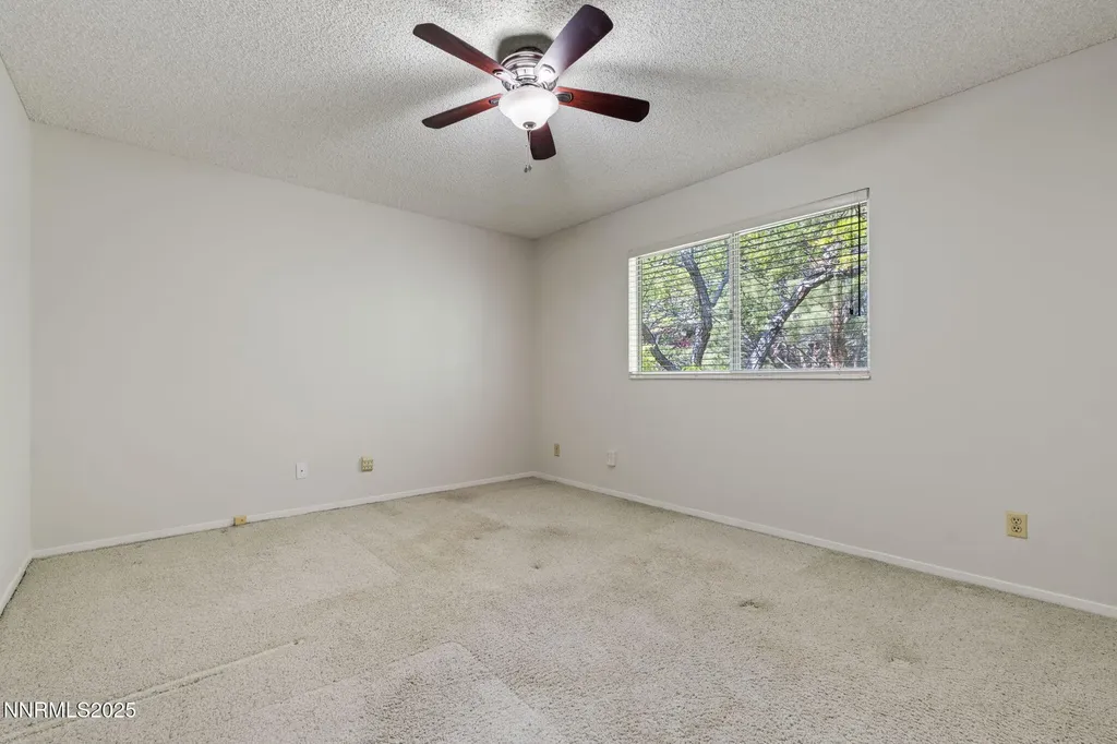 4899 Cool Springs Reno NV 89509