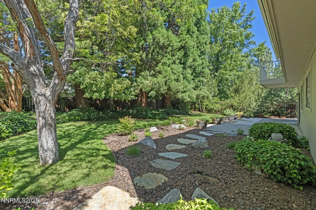 4899 Cool Springs Reno NV 89509