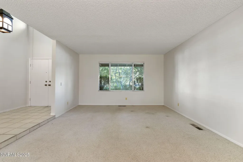 4899 Cool Springs Reno NV 89509