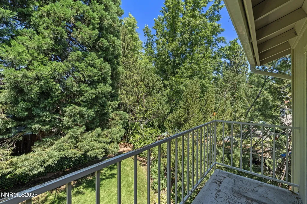 4899 Cool Springs Reno NV 89509
