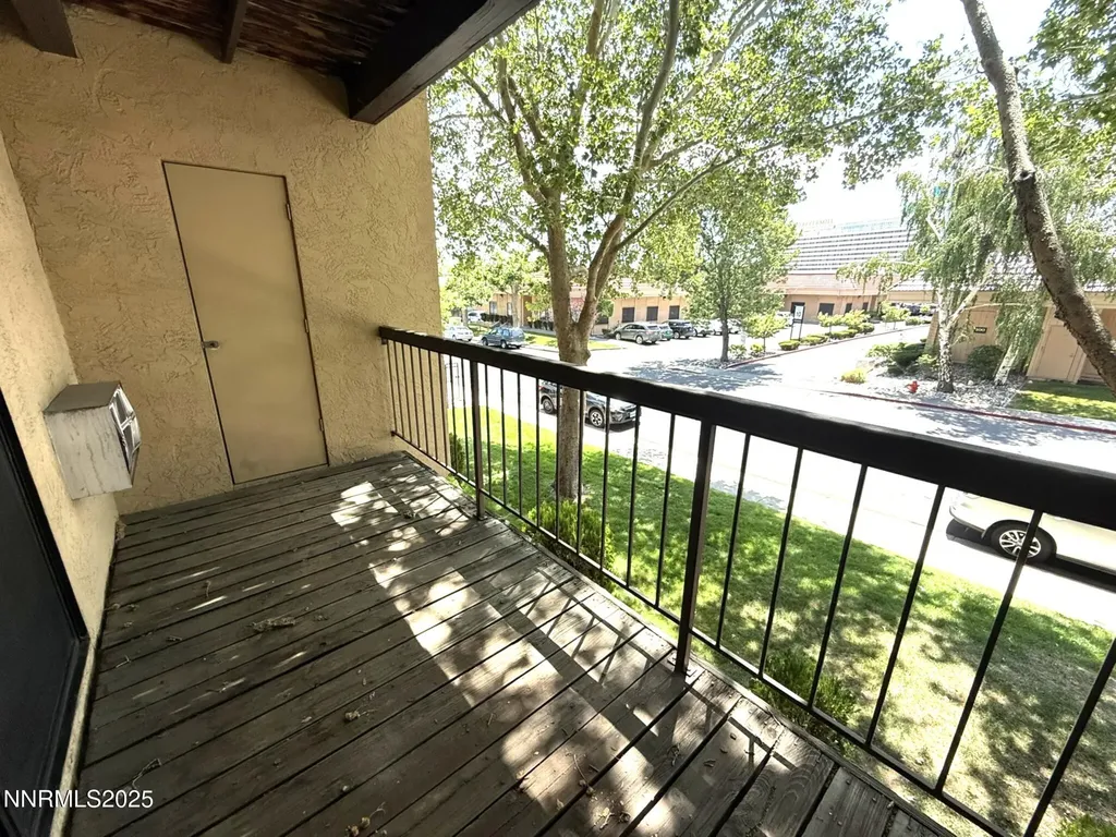 2450 Lymbery Reno NV 89509