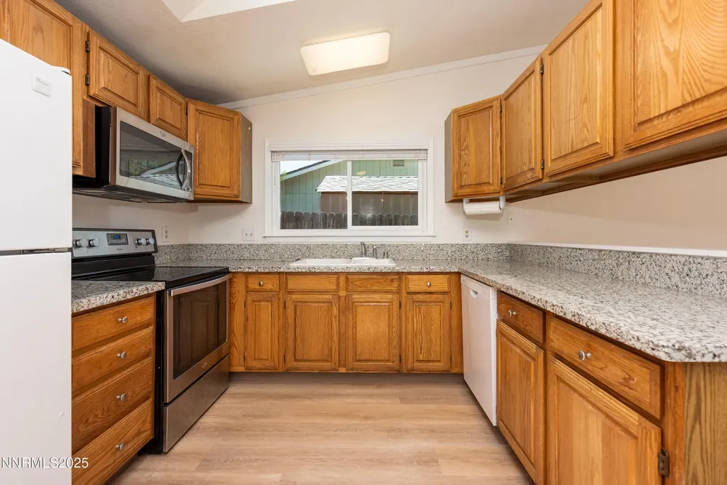 1400 Leonard Gardnerville NV 89460