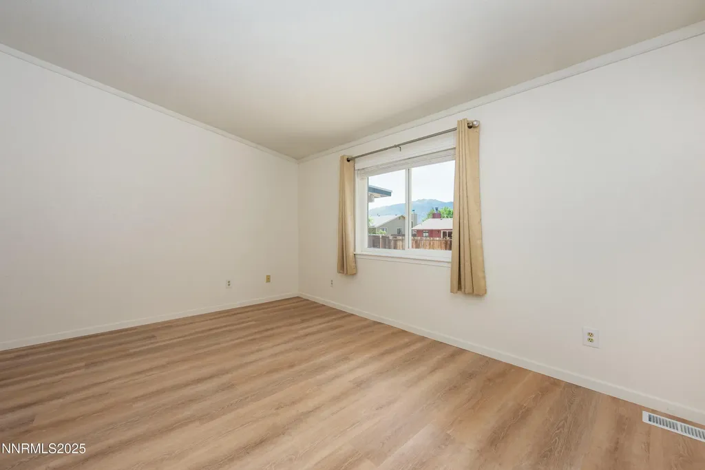 1400 Leonard Gardnerville NV 89460
