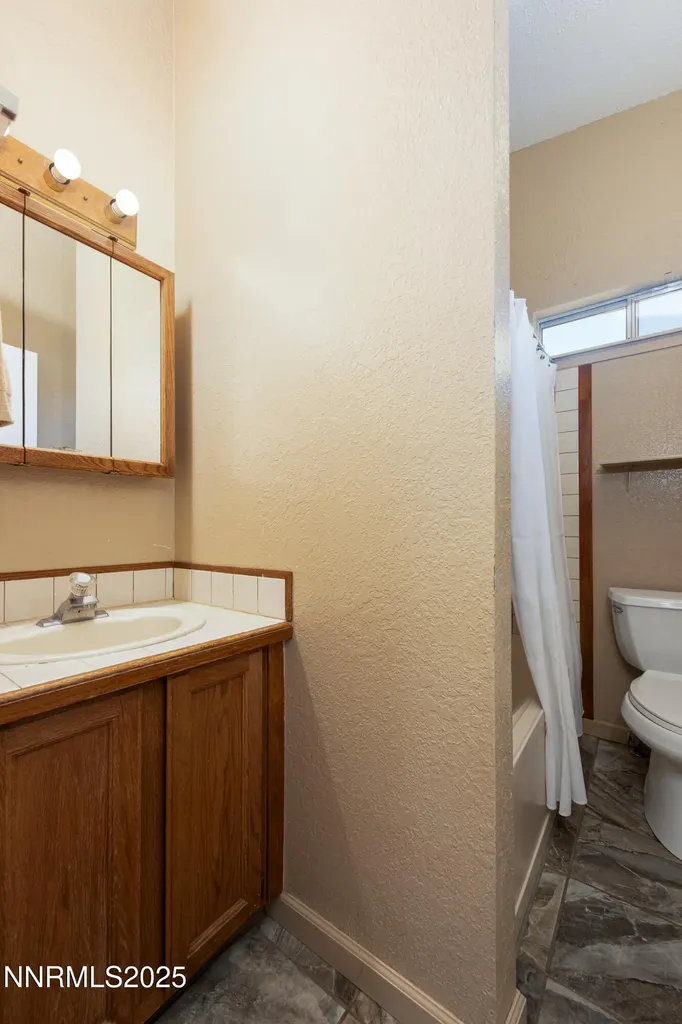 1400 Leonard Gardnerville NV 89460