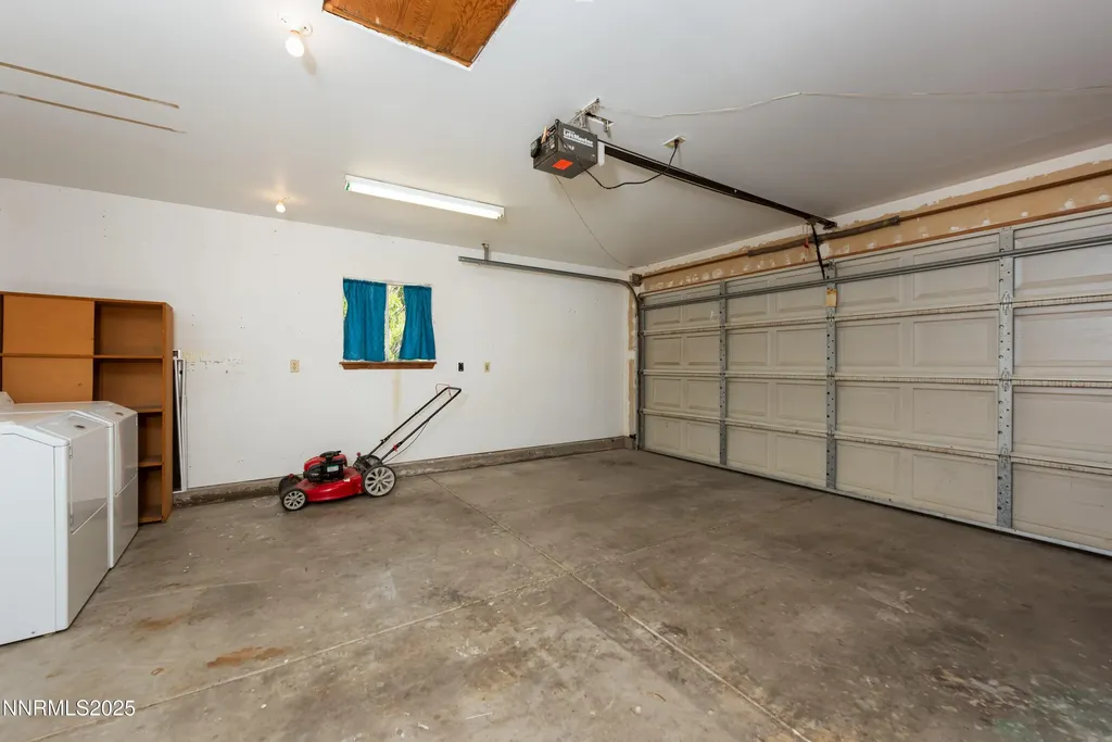 1400 Leonard Gardnerville NV 89460