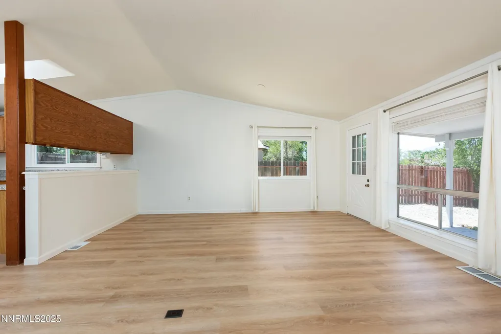 1400 Leonard Gardnerville NV 89460