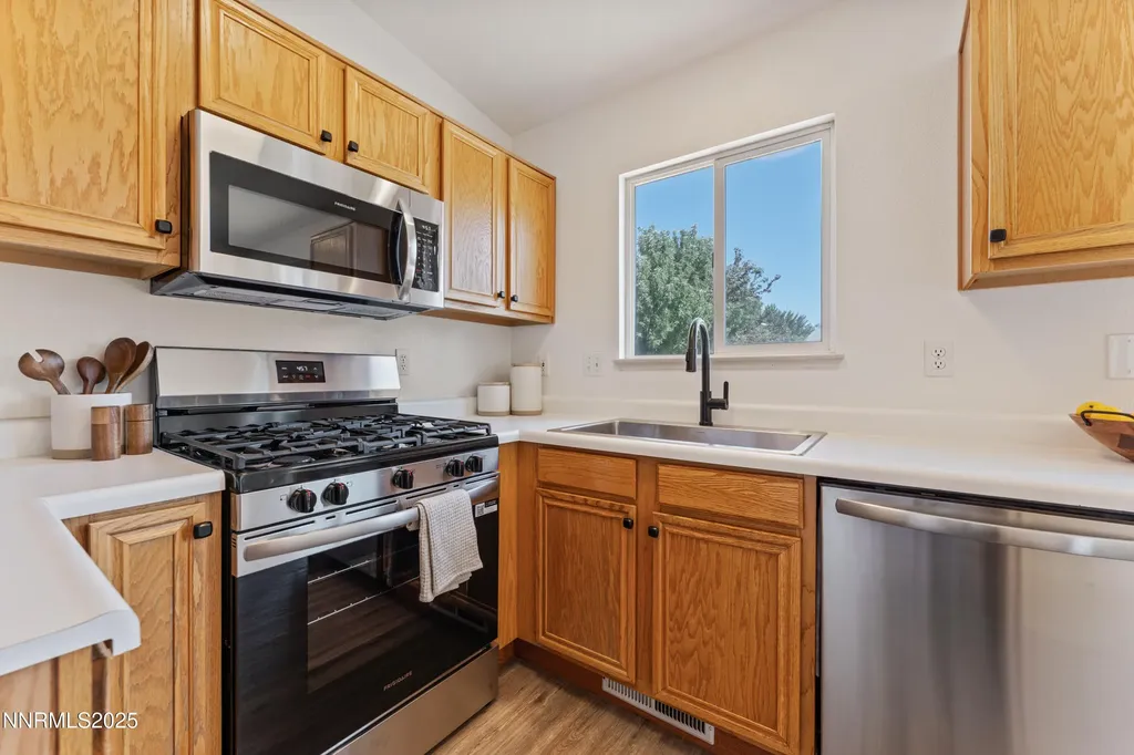 5824 Lightning Sun Valley NV 89433