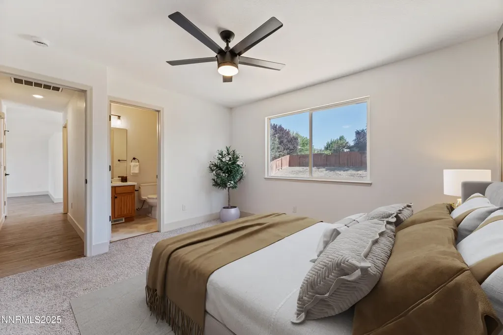 5824 Lightning Sun Valley NV 89433