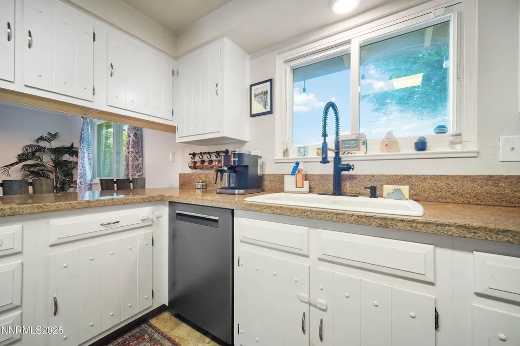 1165 Autumn Hills Reno NV 89511