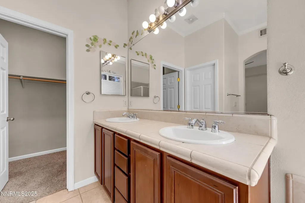 3727 Caymus Sparks NV 89436