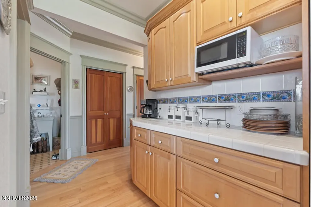 125 Columbia Hill Reno NV 89508